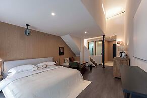 AND.U Designer Homestay