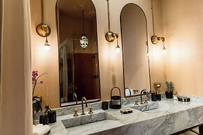 Barbara Boutique Hotel
