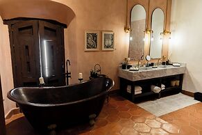 Barbara Boutique Hotel