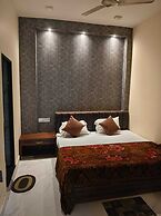 Manglam Guest House