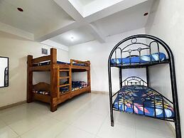 OYO 1190 Manzel Shanicaye Private Villa
