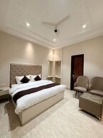 Hotel The Royal King
