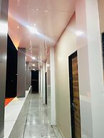 Jai Raghunandan Hotel