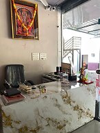 Jai Raghunandan Hotel