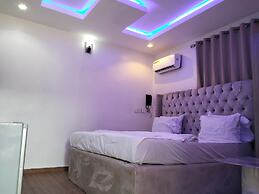 KINGSAMYSTAR HOTEL AND SUITES