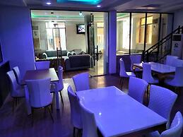 KINGSAMYSTAR HOTEL AND SUITES