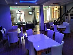 KINGSAMYSTAR HOTEL AND SUITES