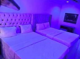 KINGSAMYSTAR HOTEL AND SUITES