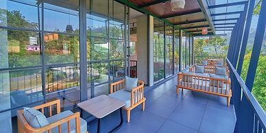 The Saray Munnar by VOYE HOMES