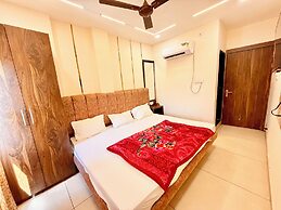Prime Located Hotel F T Palace