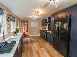 Sunnyvale House