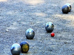 Stay With Beach and Minigolf Views
