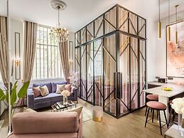 Merveil - Luxury Suite - Marais Archives