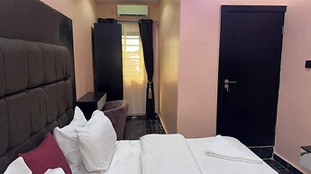 Next Level Hotel & Suites