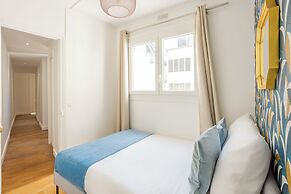 Family Suite Tilsitt Eiffel Tower view