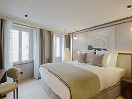 Signature Suite Eiffel Tower terrace