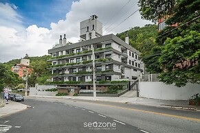 Apt w/ BBQ & Balcony 220 m From the Beach Rty0216