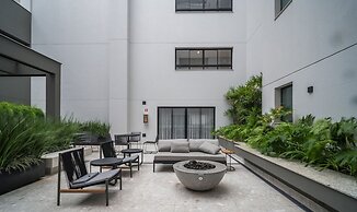 Apt w/ BBQ & Balcony 220 m From the Beach Rty0216