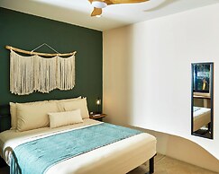 Pelícano Popoyo Boutique Villas