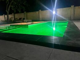 Luxurious Diani Beach Villa With Private Pool