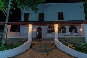 Luxurious Diani Beach Villa With Private Pool