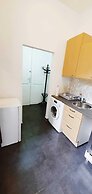 Stylish 2-BR Apartment in Vienna's Simmering Area
