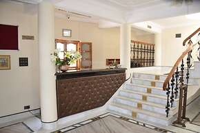 Hotel Winsum Hill Solan