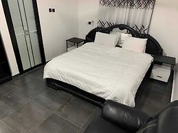 Zab's Suite Hotel