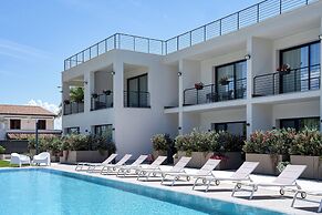 Ella suites & apartments