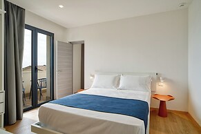 Ella suites & apartments