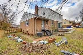 Convenient + Cozy! Apartment in DC Suburbs!