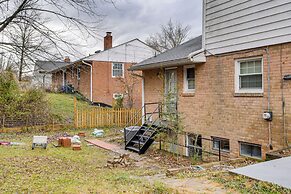 Convenient + Cozy! Apartment in DC Suburbs!