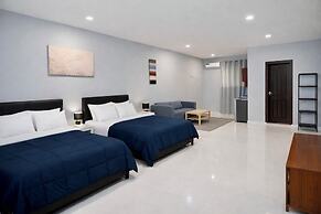 Tris Estates Hotel & Suites