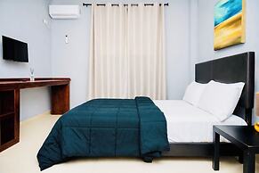Tris Estates Hotel & Suites
