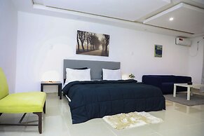 Tris Estates Hotel & Suites