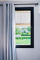 Tris Estates Hotel & Suites