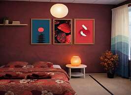 Crimson Autumn Suites JP