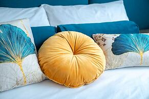 Roses Suite & Apartments