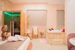 Roses Suite & Apartments