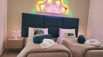 Roses Suite & Apartments