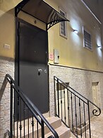 Roses Suite & Apartments