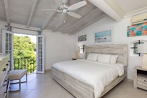 Glitter Bay Estate 414 1 Bedroom Apts