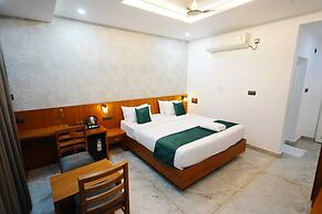 Palm Wave Beach Resort