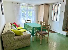 Ceres  Apartments