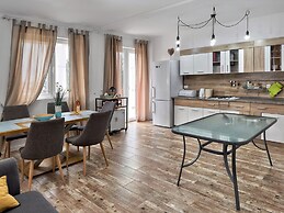 Ceres  Apartments