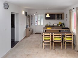 Ceres  Apartments