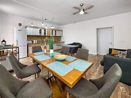 Ceres  Apartments