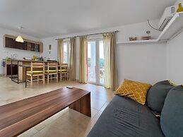 Ceres  Apartments
