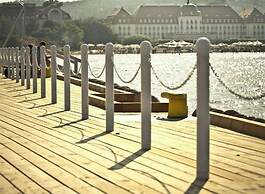 Zacisze Centrum  by Grand Apartments
