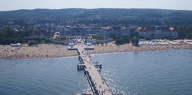 Zacisze Centrum  by Grand Apartments